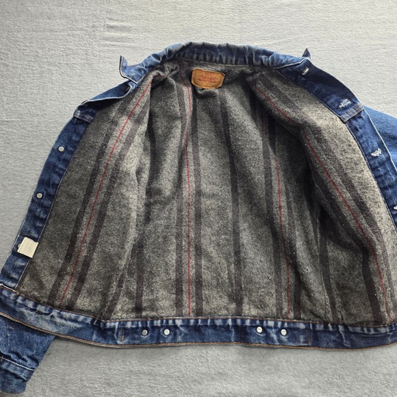 Vintage Levis 70506 0317 Blanket Lined Denim Trucker Jacket Made in USA Mens 34 - Picture 4 of 13